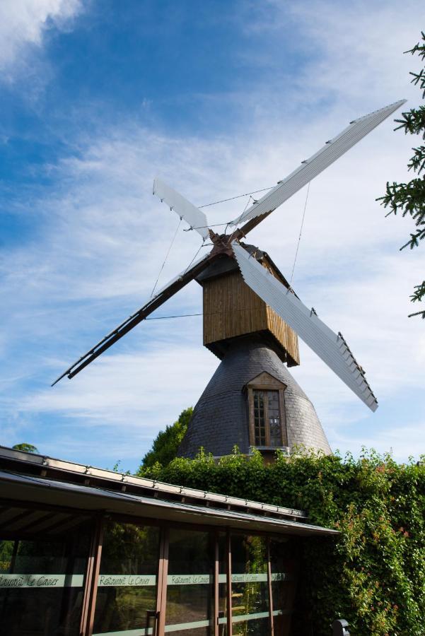 Logis Domaine Du Moulin Cavier Hotel Avrille  Bagian luar foto